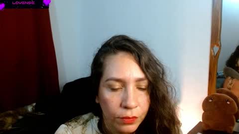 Naih Reyes online show from 02/27/25, 05:45