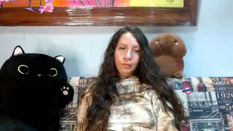  Naih Reyes online show from 09/14/25, 07:40