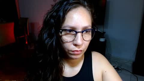  Naih Reyes online show from 09/23/25, 02:58