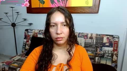  Naih Reyes online show from 10/02/25, 01:12