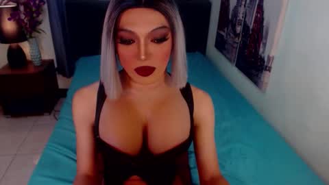 Snapshot of goddessselfsucker chatting on 02/04/26, 03:23 Lucy Pearl online show from 02/04/26, 03:23