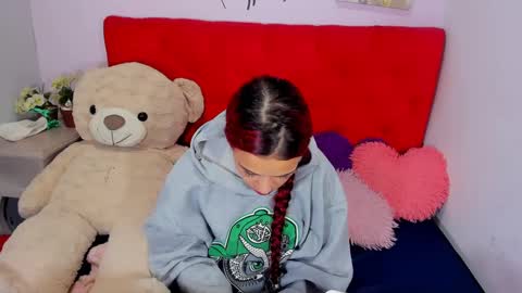 Luna online show from 01/15/25, 10:17