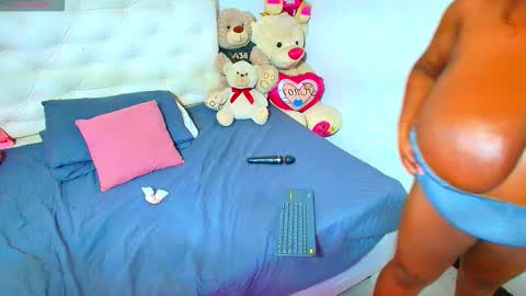 Godess Tracy online show from 10/23/25, 02:00