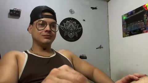 Snapshot of godkenai chatting on 11/27/25, 07:43 MASTER GODKENAI online show from 11/27/25, 07:43