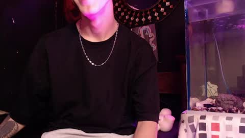 Snapshot of godly_huan chatting on 05/24/26, 07:24 HUAN online show from 05/24/26, 07:24