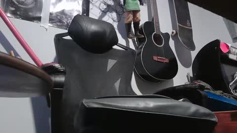 Snapshot of godsbane_the_devil_apart chatting on 01/02/25, 02:13 The Devil Hekda online show from 01/02/25, 02:13