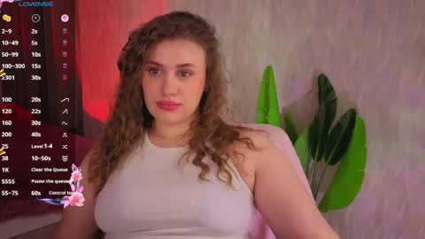 Lilya online show from 04/09/26, 08:03