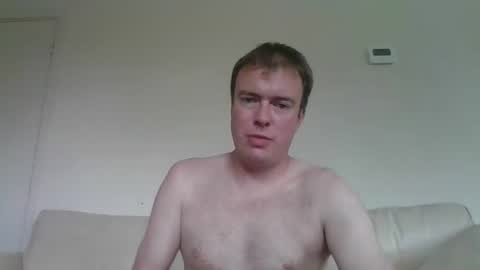 Snapshot of gogo12104 chatting on 05/19/26, 03:18 jme online show from 05/19/26, 03:18