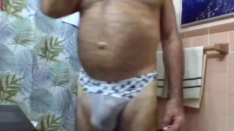 gojo885 online show from 11/09/25, 03:38