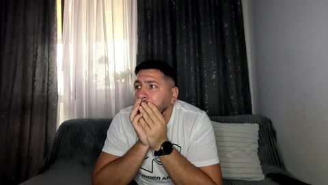 Snapshot of gold_alpha_boy chatting on 09/24/25, 02:09 gold_alpha_boy online show from 09/24/25, 02:09