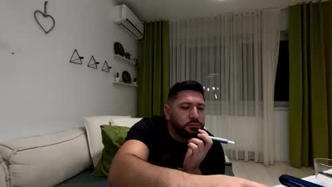 Snapshot of gold_alpha_boy chatting on 10/05/25, 07:56 gold_alpha_boy online show from 10/05/25, 07:56