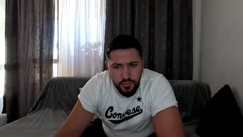 Snapshot of gold_alpha_boy chatting on 10/20/25, 01:22 gold_alpha_boy online show from 10/20/25, 01:22