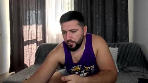 Snapshot of gold_alpha_boy chatting on 11/01/25, 08:49 gold_alpha_boy online show from 11/01/25, 08:49