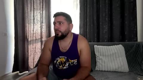 Snapshot of gold_alpha_boy chatting on 11/02/25, 09:00 gold_alpha_boy online show from 11/02/25, 09:00