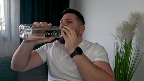 gold_alpha_boy online show from 04/15/26, 01:18