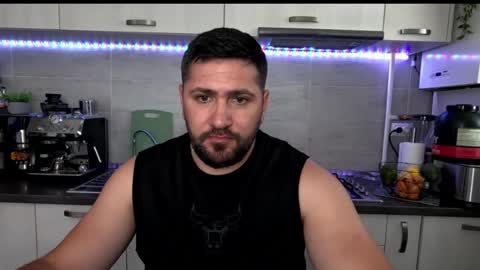 Snapshot of gold_alpha_boy chatting on 06/18/26, 01:59 gold_alpha_boy online show from 06/18/26, 01:59