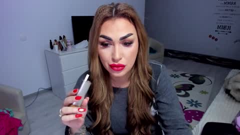 Nicole.. online show from 01/17/25, 05:32