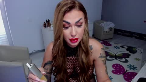 Nicole.. online show from 01/26/25, 09:19