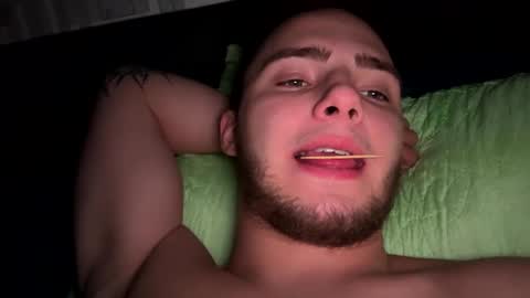 Snapshot of golden_boyyy21 chatting on 12/11/24, 01:58 Golden boyyy21 online show from 12/11/24, 01:58