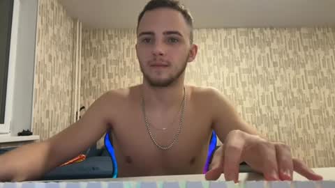 Snapshot of golden_boyyy21 chatting on 02/07/25, 04:46 Golden boyyy21 online show from 02/07/25, 04:46
