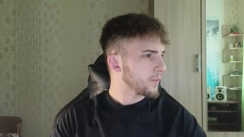 Golden boyyy21 online show from 03/27/26, 12:05