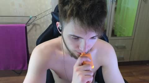 Golden boyyy21 online show from 04/11/26, 02:49