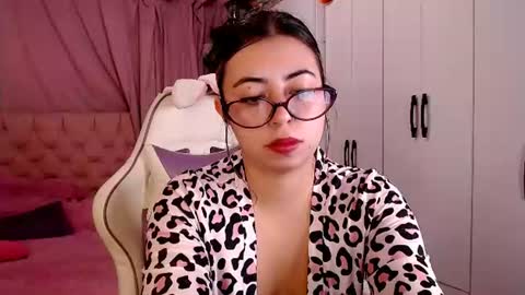 Snapshot of golden_gingerkitty chatting on 06/11/26, 12:54 golden_gingerkitty online show from 06/11/26, 12:54