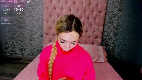 Snapshot of golden_girl__ chatting on 09/24/25, 03:10 golden girl online show from 09/24/25, 03:10