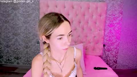 golden girl   online show from 11/24/25, 01:49