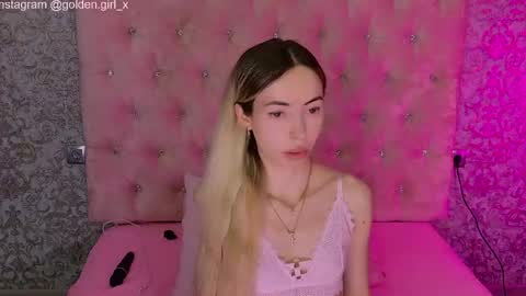 Snapshot of golden_girl__ chatting on 02/24/26, 01:58 golden girl online show from 02/24/26, 01:58