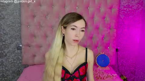 Snapshot of golden_girl__ chatting on 04/28/26, 01:59 golden girl online show from 04/28/26, 01:59