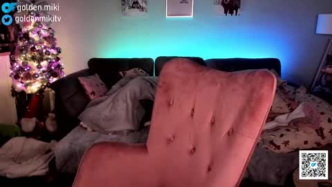 Shy in the streets but a freak in the sheets online show from 12/29/24, 04:16