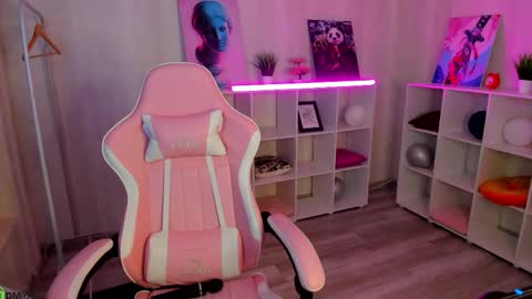 Violla online show from 04/25/26, 09:34