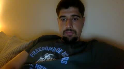 Golden-Glove online show from 04/28/26, 10:04