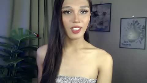 Snapshot of goldenlily69 chatting on 04/03/26, 01:31 Lily is Gold online show from 04/03/26, 01:31