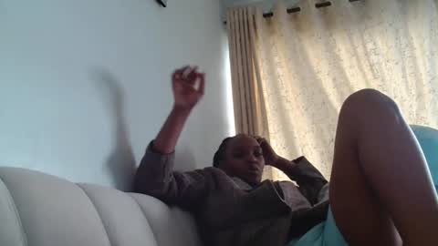 goldenmusexo online show from 04/18/26, 11:36