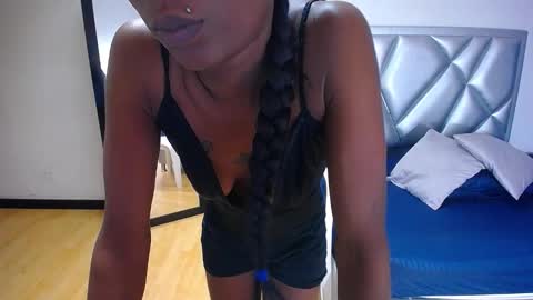 goldenn_ass1 online show from 11/22/25, 04:55