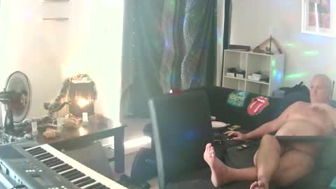 goldyguy011 online show from 11/24/25, 02:11