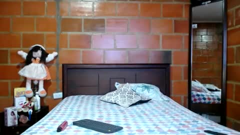 Valentina online show from 12/21/24, 05:47