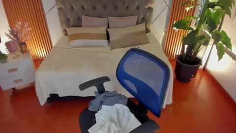 Snapshot of gomez420sofi chatting on 01/16/25, 06:03 gomez420sofi online show from 01/16/25, 06:03