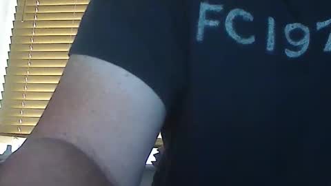 Gomez Addams online show from 10/11/25, 11:09