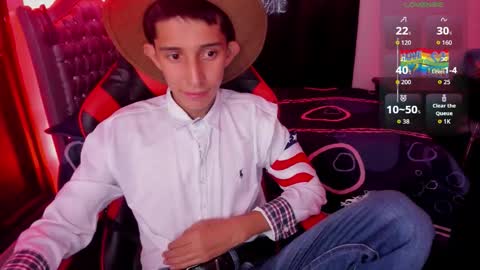 Snapshot of gomitaboy_1 chatting on 10/31/25, 06:42 angel black online show from 10/31/25, 06:42