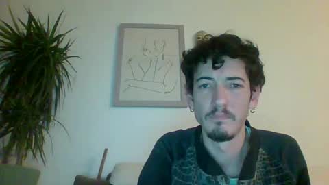 Snapshot of gon835 chatting on 12/15/25, 10:03 Gon835 online show from 12/15/25, 10:03