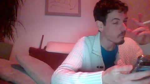 Snapshot of gon835 chatting on 12/18/25, 06:14 Gon835 online show from 12/18/25, 06:14