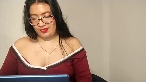 Snapshot of gonul_aslanbey chatting on 01/21/25, 06:00 gonul aslanbey online show from 01/21/25, 06:00