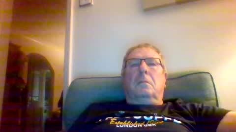 Snapshot of gonzo422 chatting on 06/19/26, 10:02 Fun room c2c online show from 06/19/26, 10:02