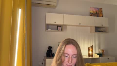 Snapshot of good__choice chatting on 10/31/25, 02:29 Polly online show from 10/31/25, 02:29