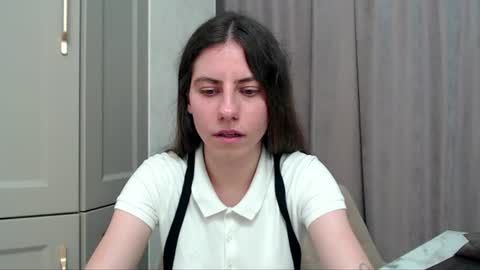 Snapshot of good__night chatting on 07/28/26, 06:20 Elizabeth Effie online show from 07/28/26, 06:20
