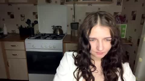 good_girl_24 online show from 06/16/26, 10:12