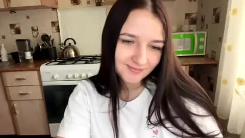 good_girl_24 online show from 07/08/26, 11:58